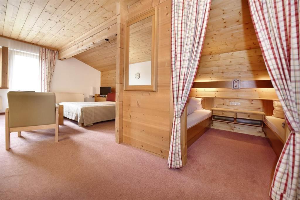 Bed and Breakfast Berghof Gundalatsch Гашум Экстерьер фото