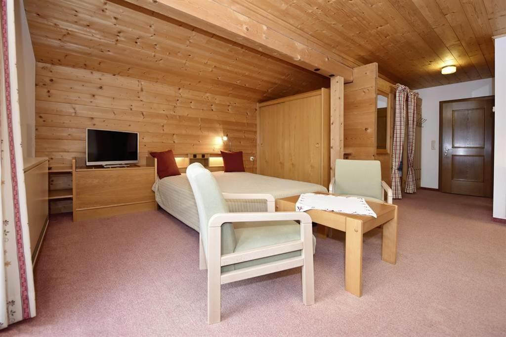 Bed and Breakfast Berghof Gundalatsch Гашум Экстерьер фото