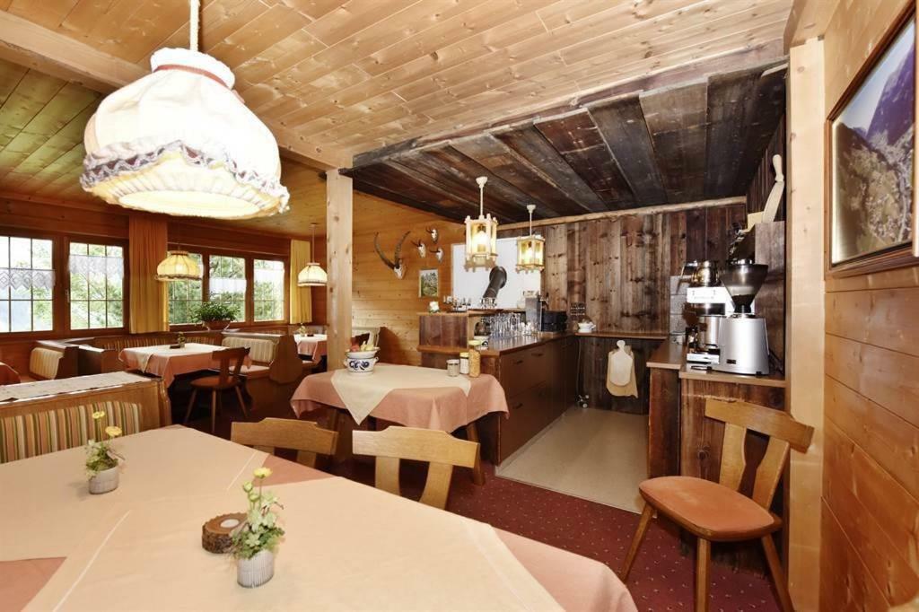 Bed and Breakfast Berghof Gundalatsch Гашум Экстерьер фото