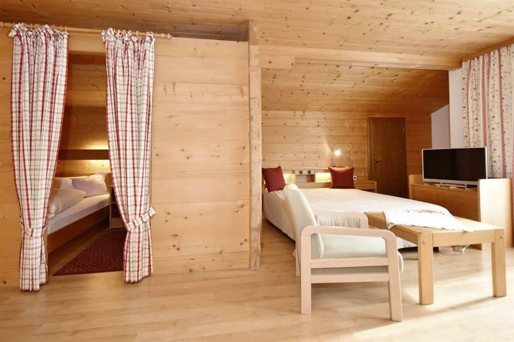 Bed and Breakfast Berghof Gundalatsch Гашум Экстерьер фото